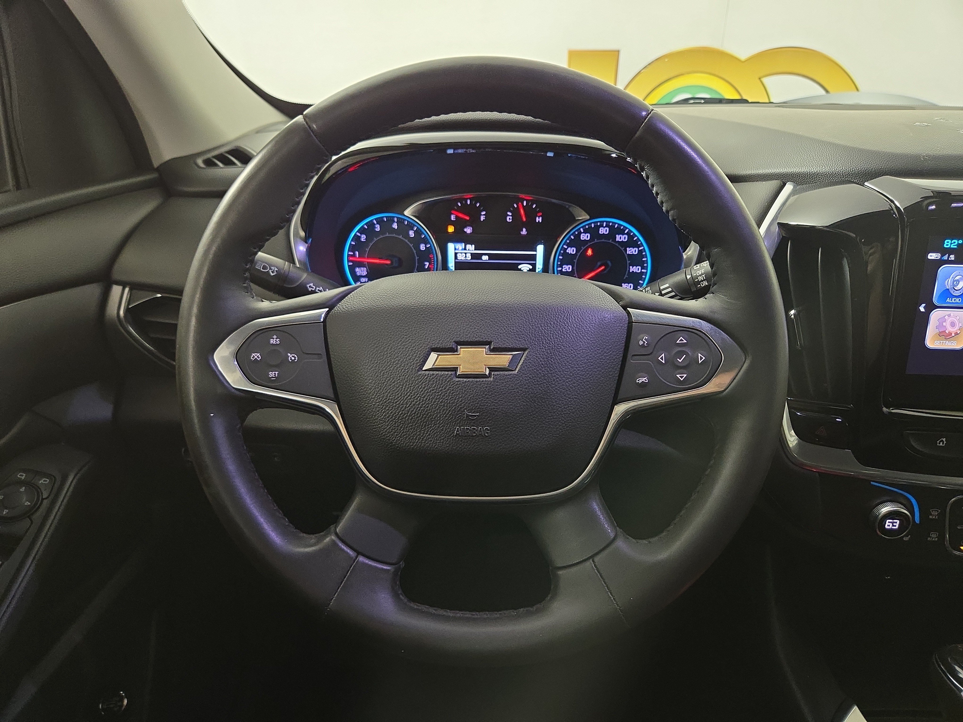 Used 2018 Chevrolet Traverse LT FWD image 16