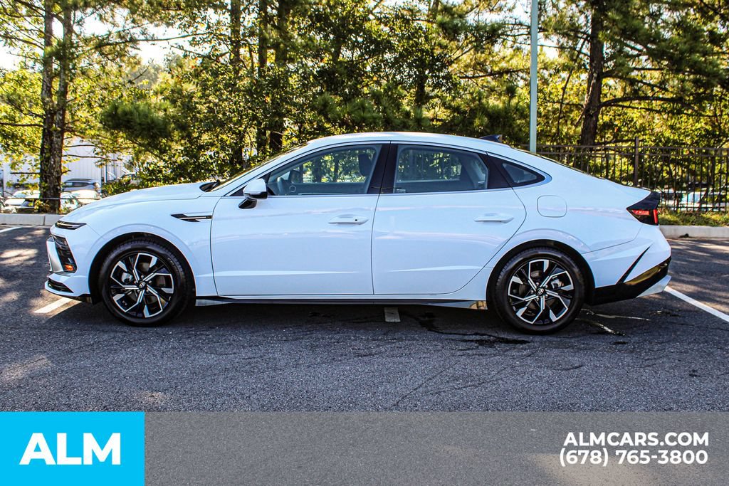 Used 2025 Hyundai Sonata SEL FWD image 6