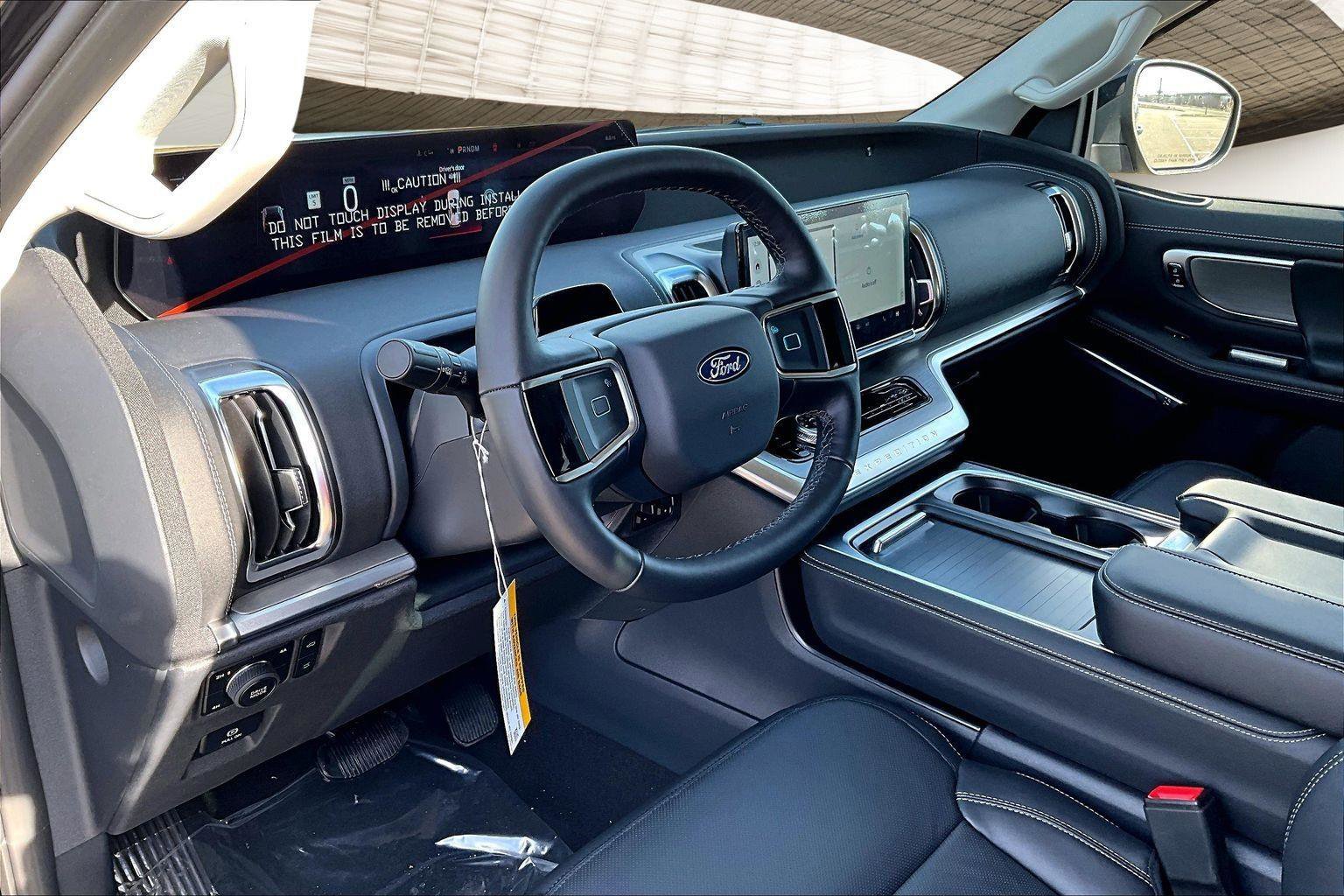 New 2026 Ford Expedition Platinum w/ Driver's Package image 8