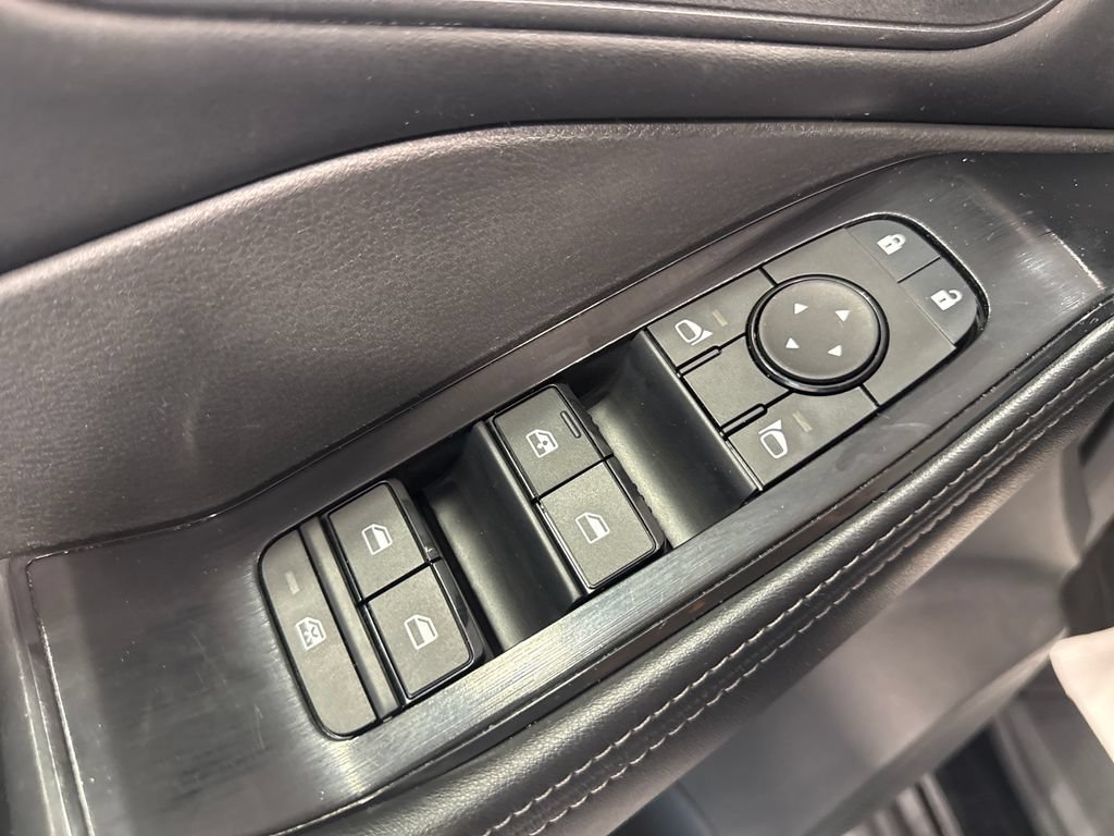 Used 2024 Nissan Rogue SV AWD/4WD image 28