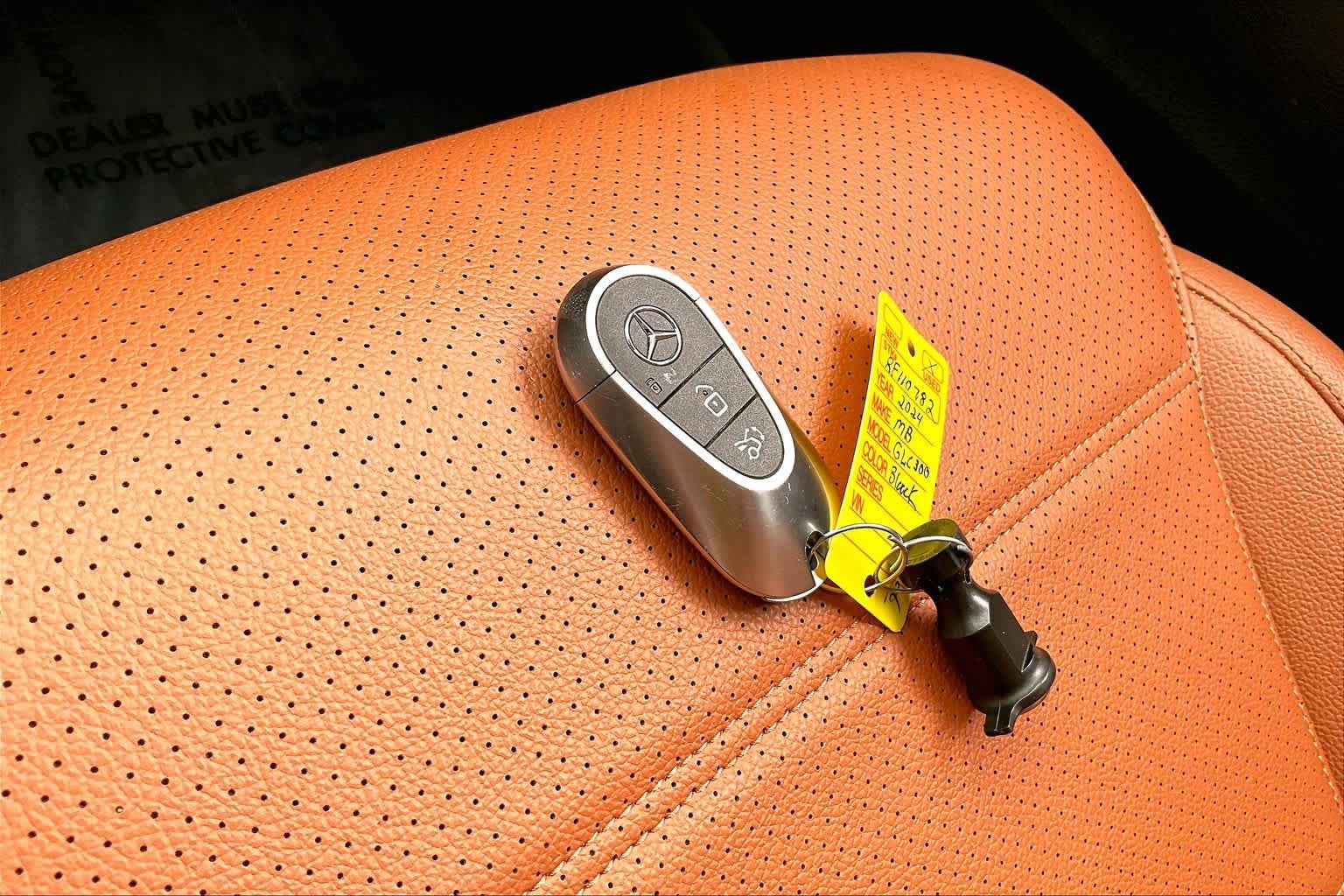 Certified 2024 Mercedes-Benz GLC 300 4MATIC image 15
