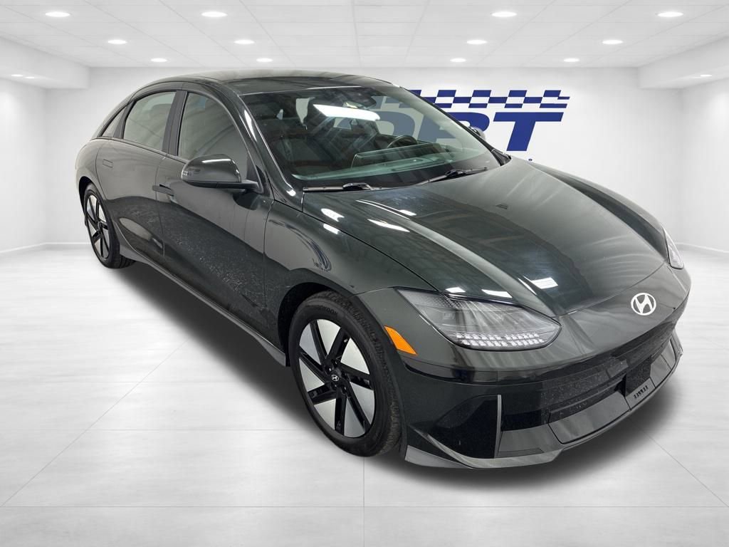 Used 2024 Hyundai Ioniq 6 SE image 3