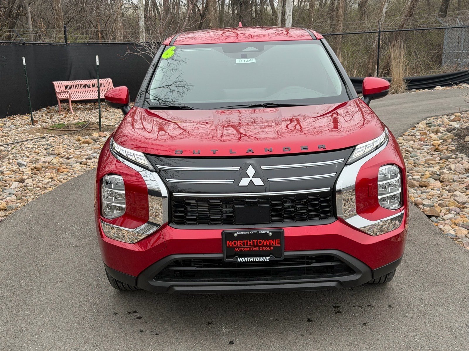 New 2026 Mitsubishi Outlander ES AWD/4WD image 8