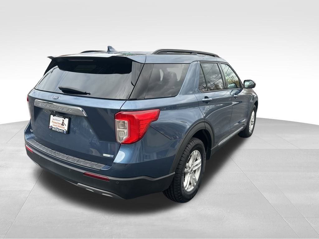 Used 2020 Ford Explorer XLT w/ Equipment Group 202A image 7