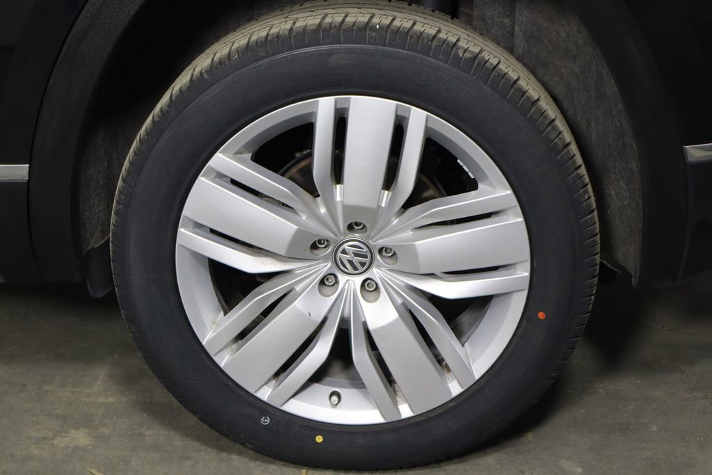 Used 2019 Volkswagen Atlas SEL FWD image 41