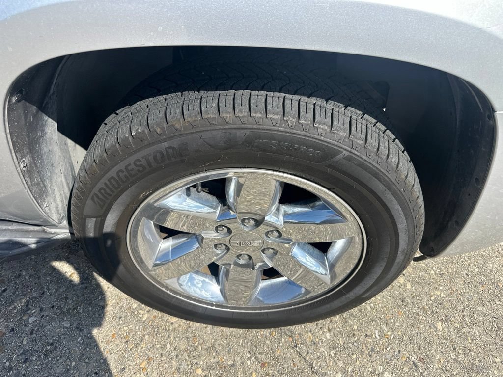 Used 2014 GMC Yukon SLE RWD image 17
