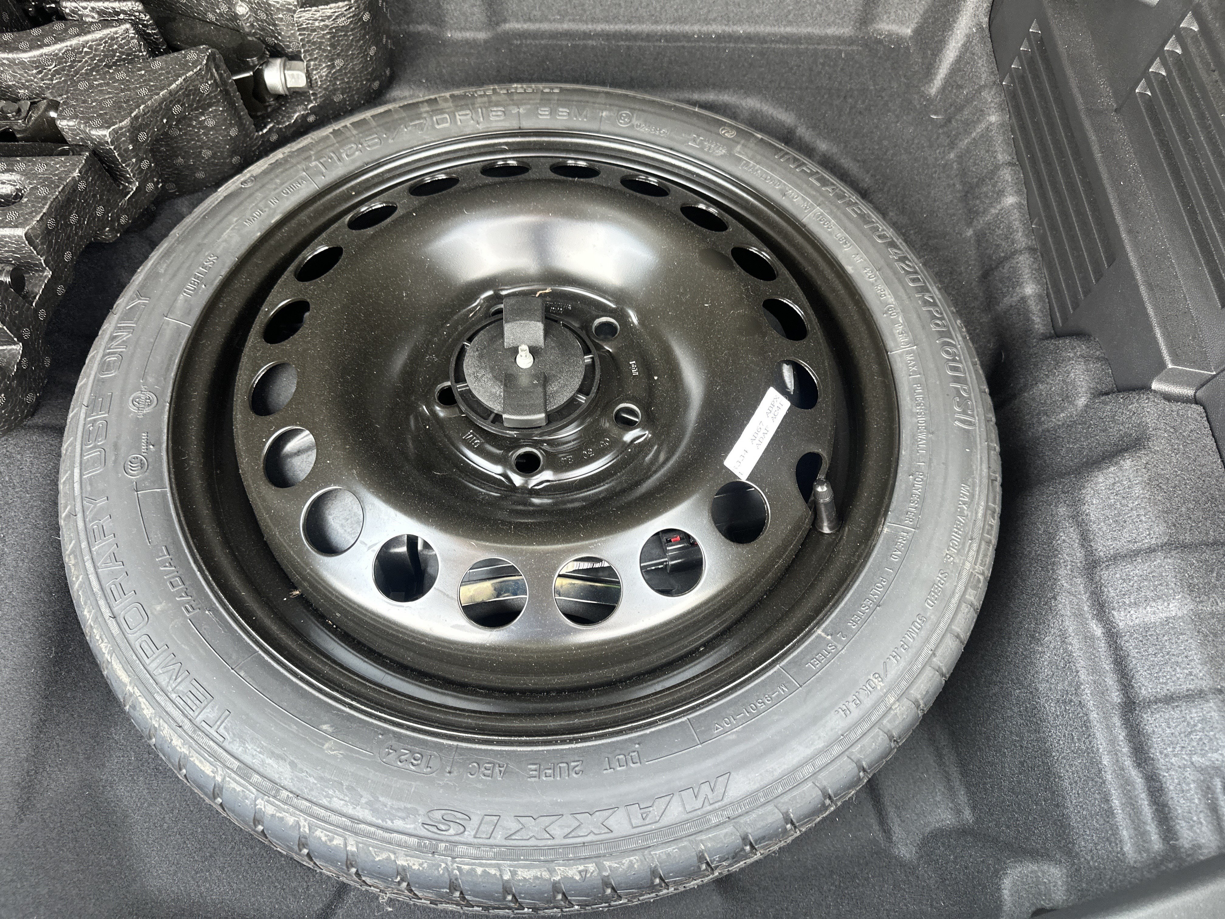 Used 2025 Chevrolet TrailBlazer LT AWD/4WD image 26