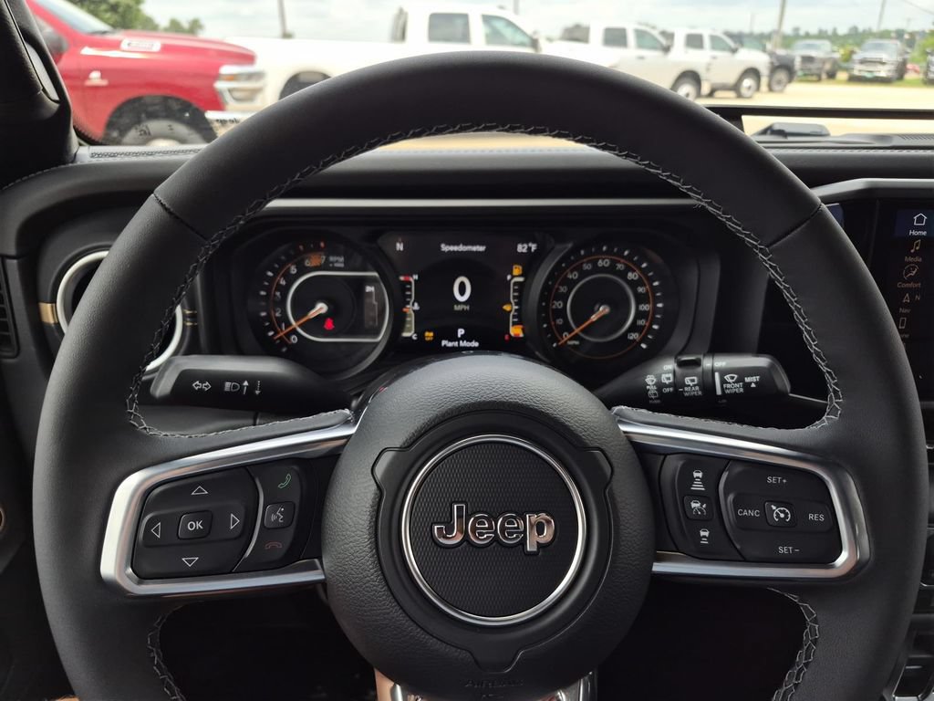 New 2026 Jeep Wrangler Unlimited Sahara AWD/4WD image 20