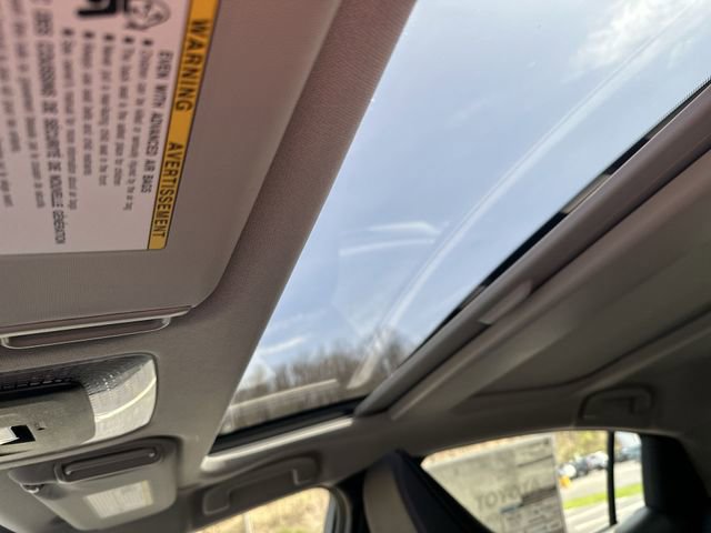 New 2026 Toyota Prius Plug-In Hybrid image 18