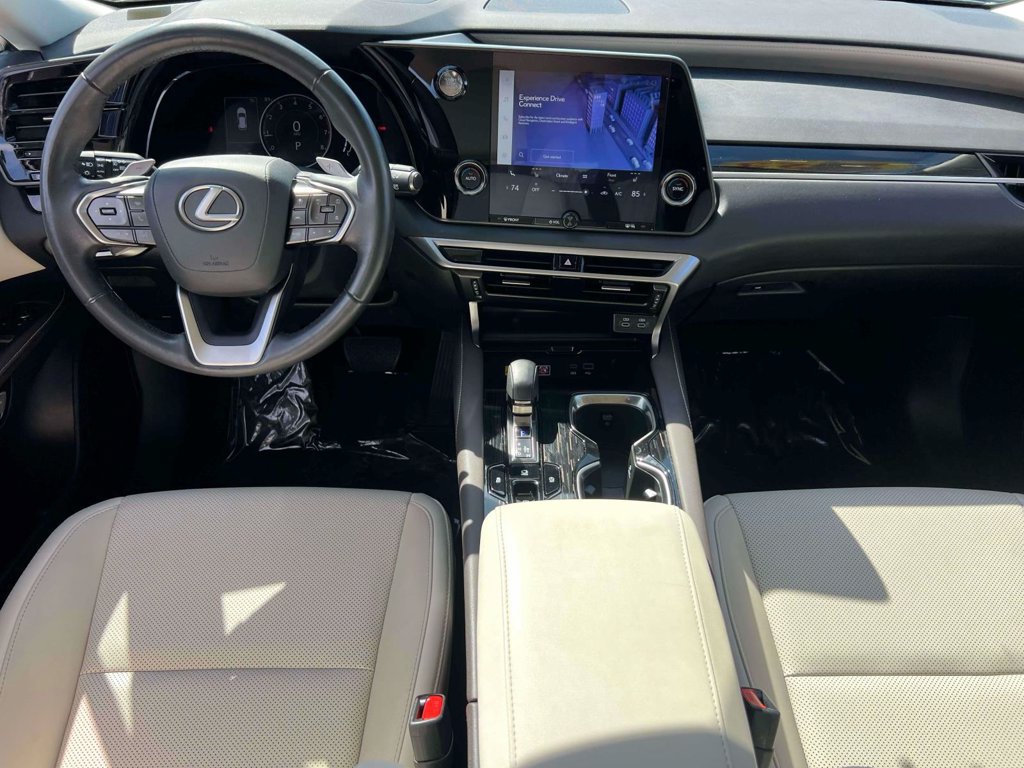 Used 2024 Lexus RX 350 FWD w/ Technology Package image 14