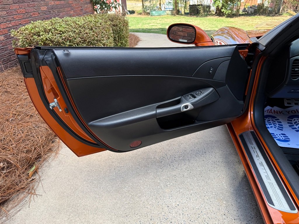 Used 2009 Chevrolet Corvette Coupe w/ Z51 Performance Package image 50