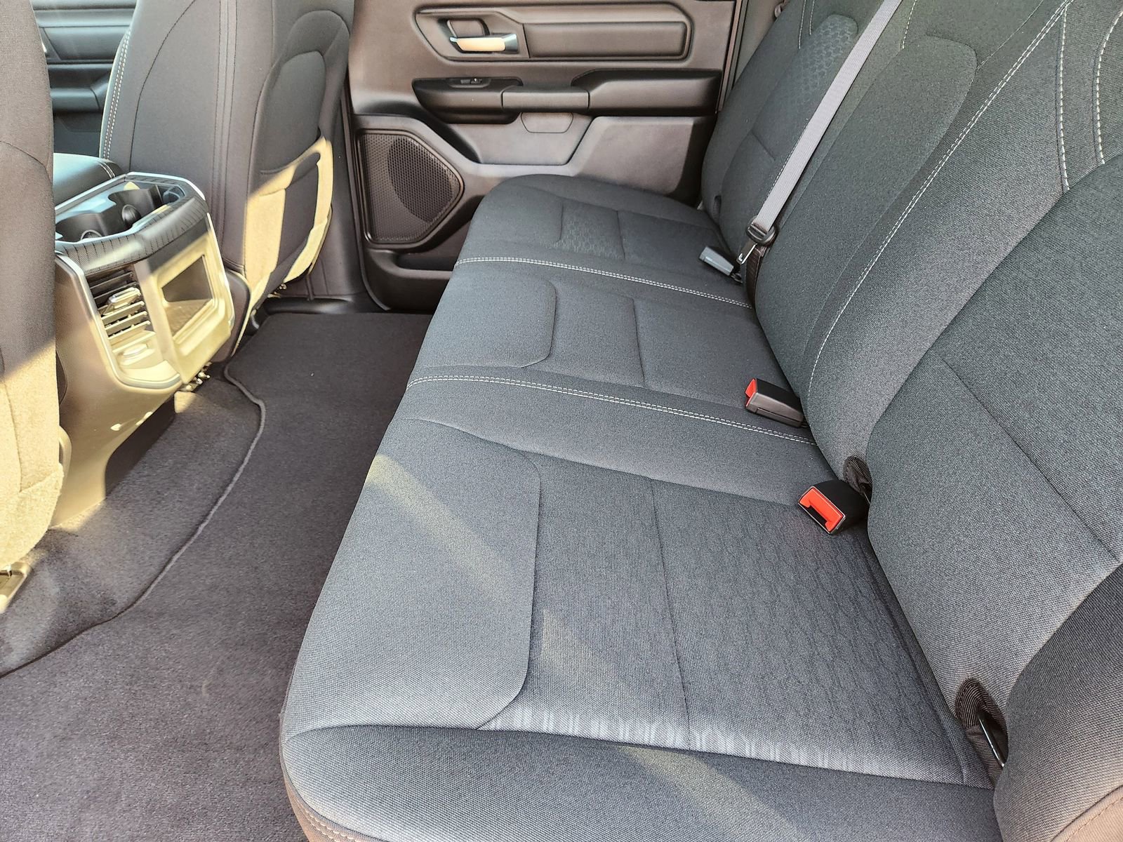 New 2026 RAM 1500 Express AWD/4WD image 24