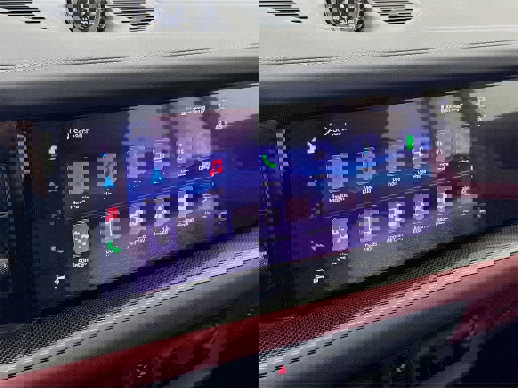 New 2026 Porsche Cayenne Turbo image 19