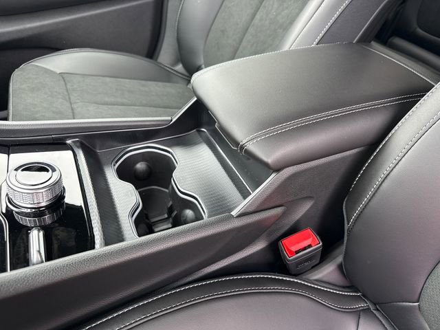 New 2026 Jeep Grand Cherokee Altitude image 28