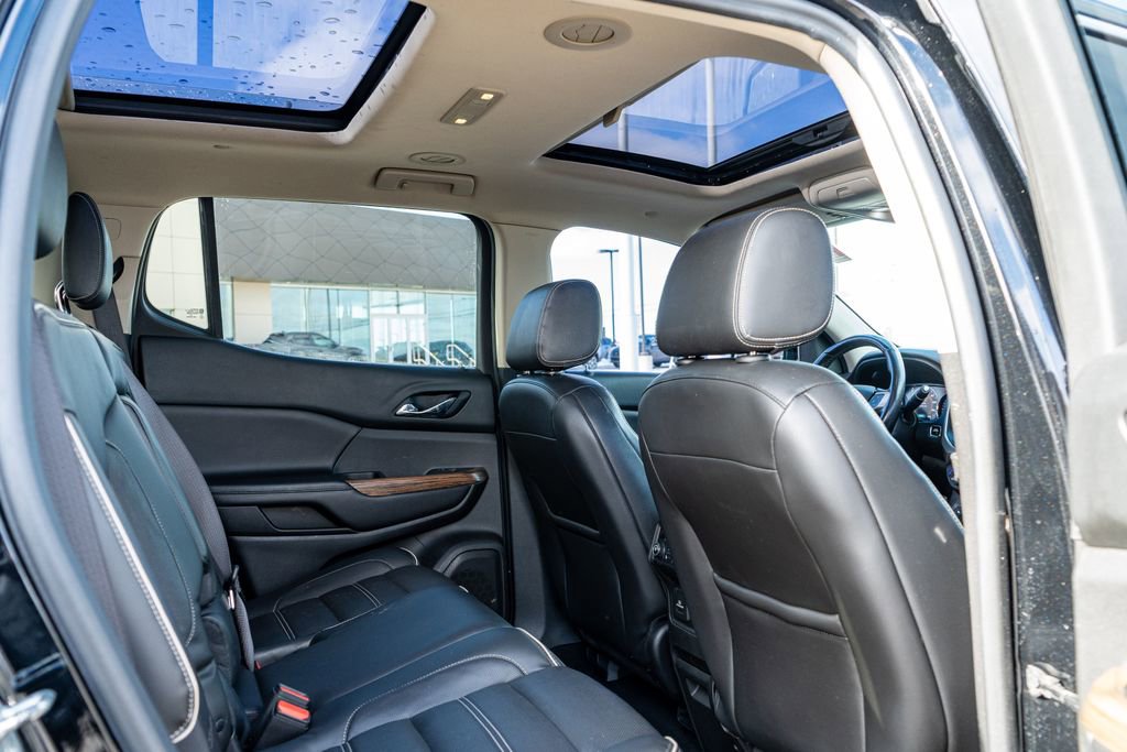 Used 2017 GMC Acadia Denali image 17