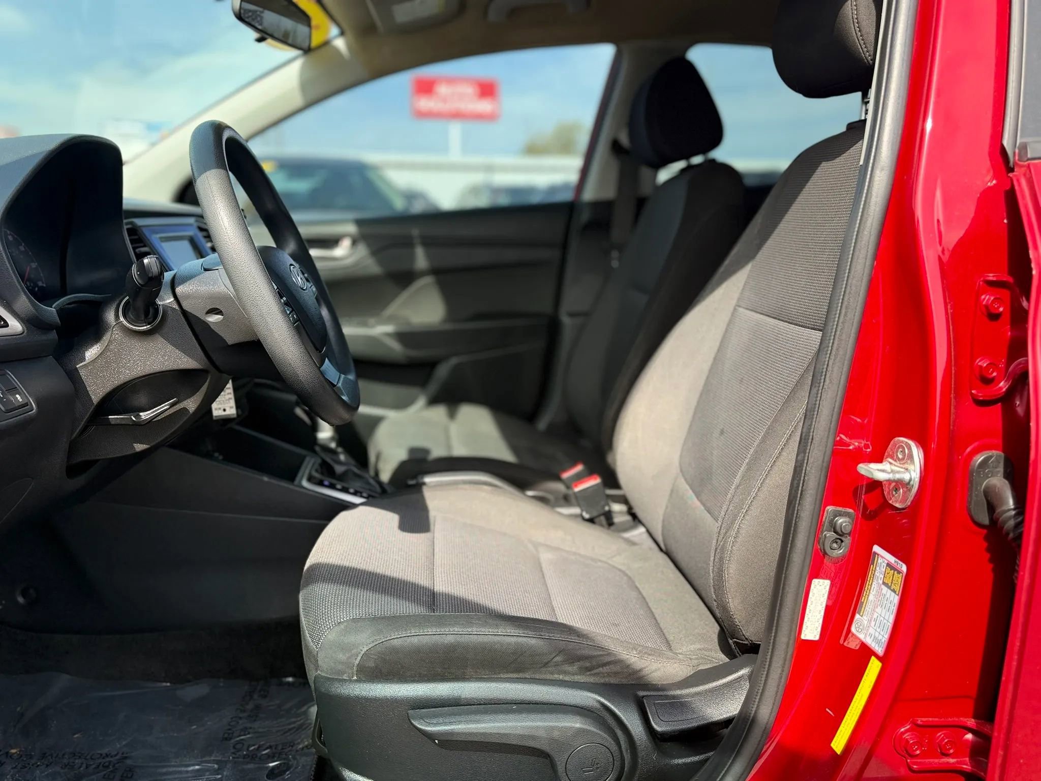 Used 2020 Hyundai Accent SE FWD image 33
