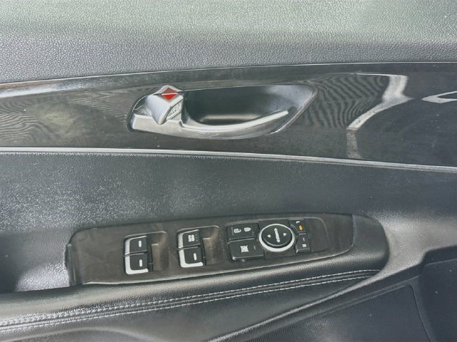 Used 2017 Kia Sorento FWD image 22