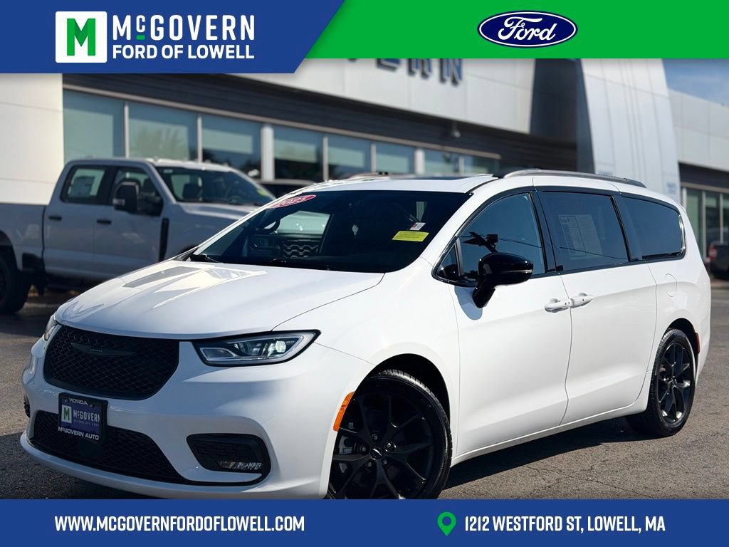 Used 2025 Chrysler Pacifica Limited FWD video 1