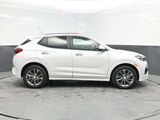 Used 2022 Buick Encore GX Preferred w/ Sport Touring Package FWD image 8