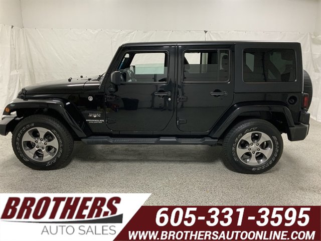 Used 2017 Jeep Wrangler Unlimited Sahara image 1