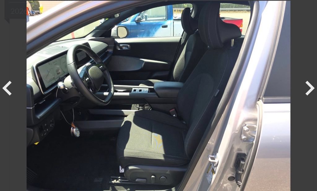 Used 2024 Hyundai Ioniq 6 SE RWD image 11