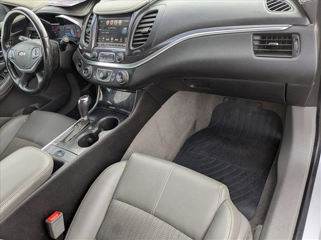 Used 2018 Chevrolet Impala LT image 20