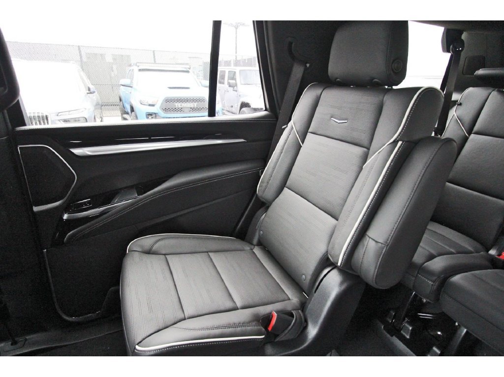 New 2027 Cadillac Escalade Sport w/ Touring Package AWD/4WD image 11