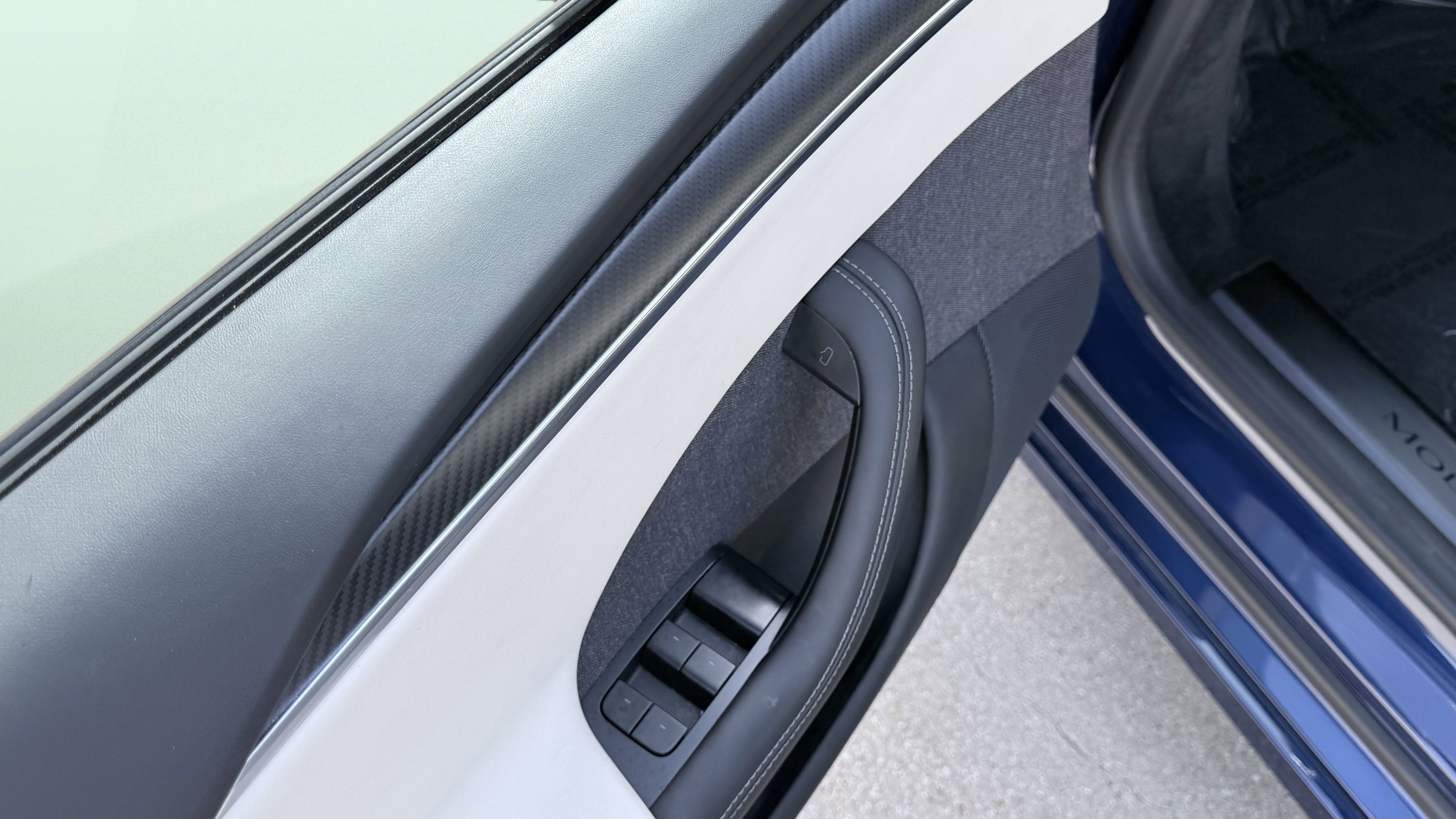 Used 2021 Tesla Model S Plaid image 17