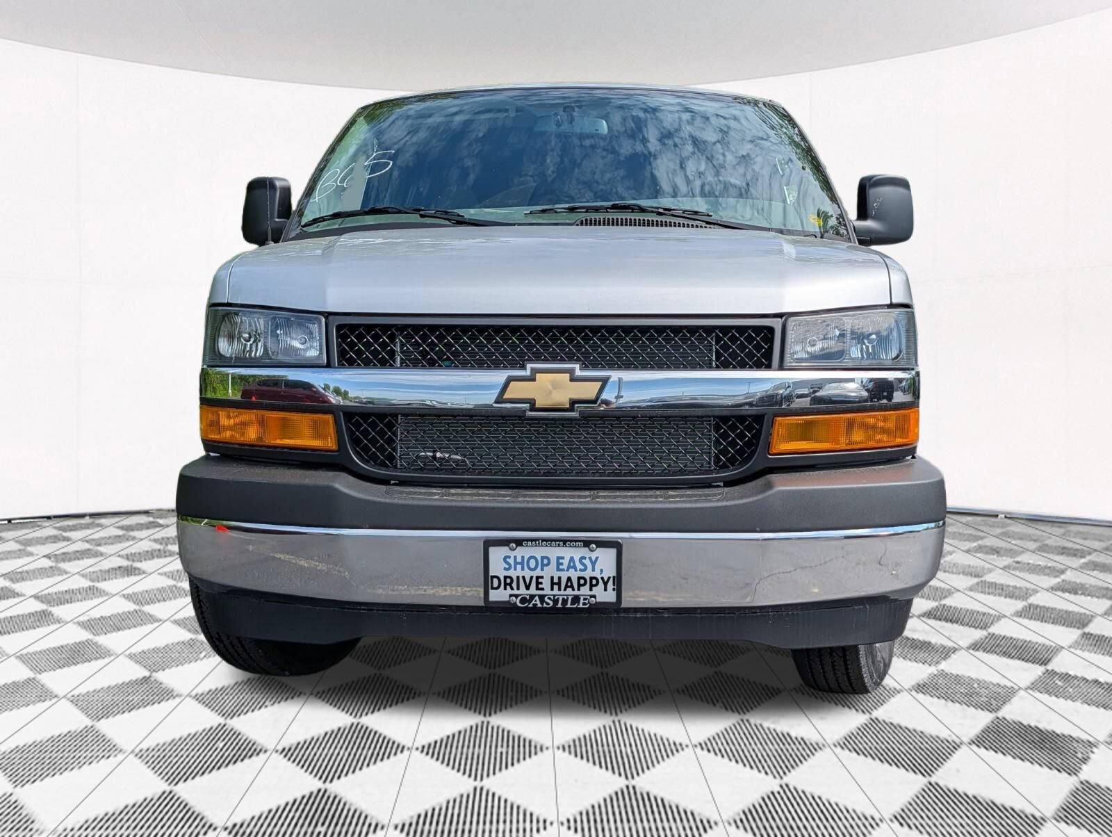 New 2026 Chevrolet Express 2500 w/ Driver Convenience Package RWD image 11