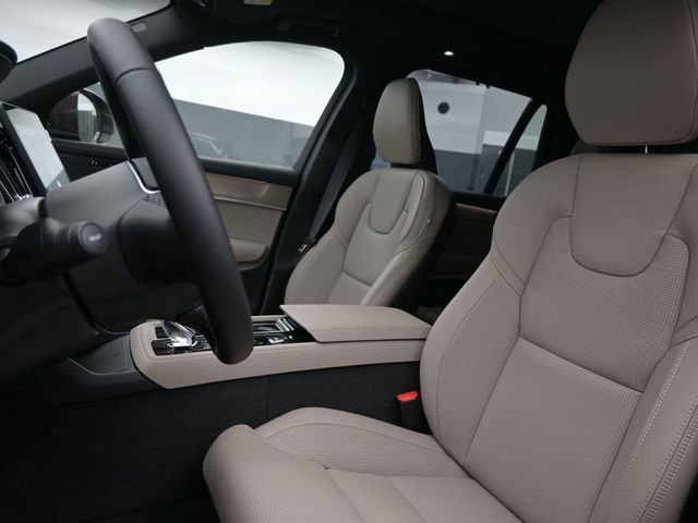 New 2026 Volvo XC90 B6 Ultra w/ Protection Package Premier image 9