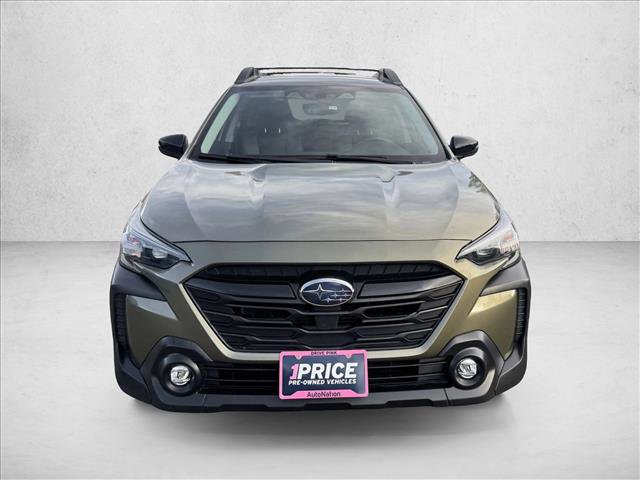 Used 2023 Subaru Outback Onyx Edition image 2
