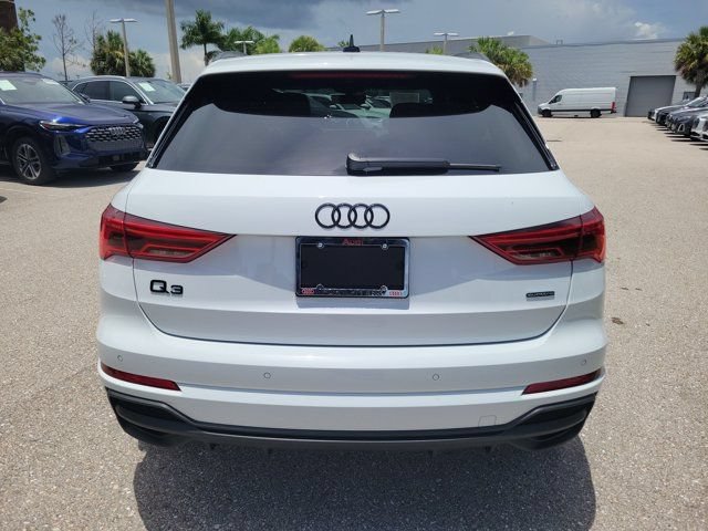 Certified 2025 Audi Q3 2.0T Premium Plus w/ Premium Plus Package AWD/4WD image 6