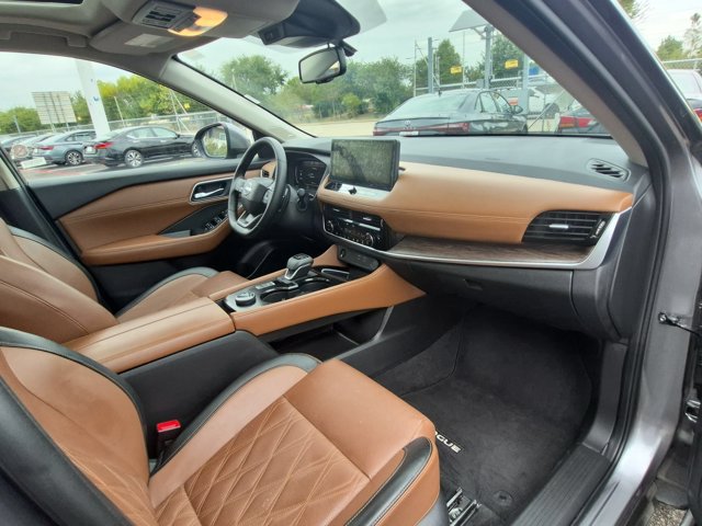 Used 2026 Nissan Rogue Platinum w/ Platinum Premium Package AWD/4WD image 30
