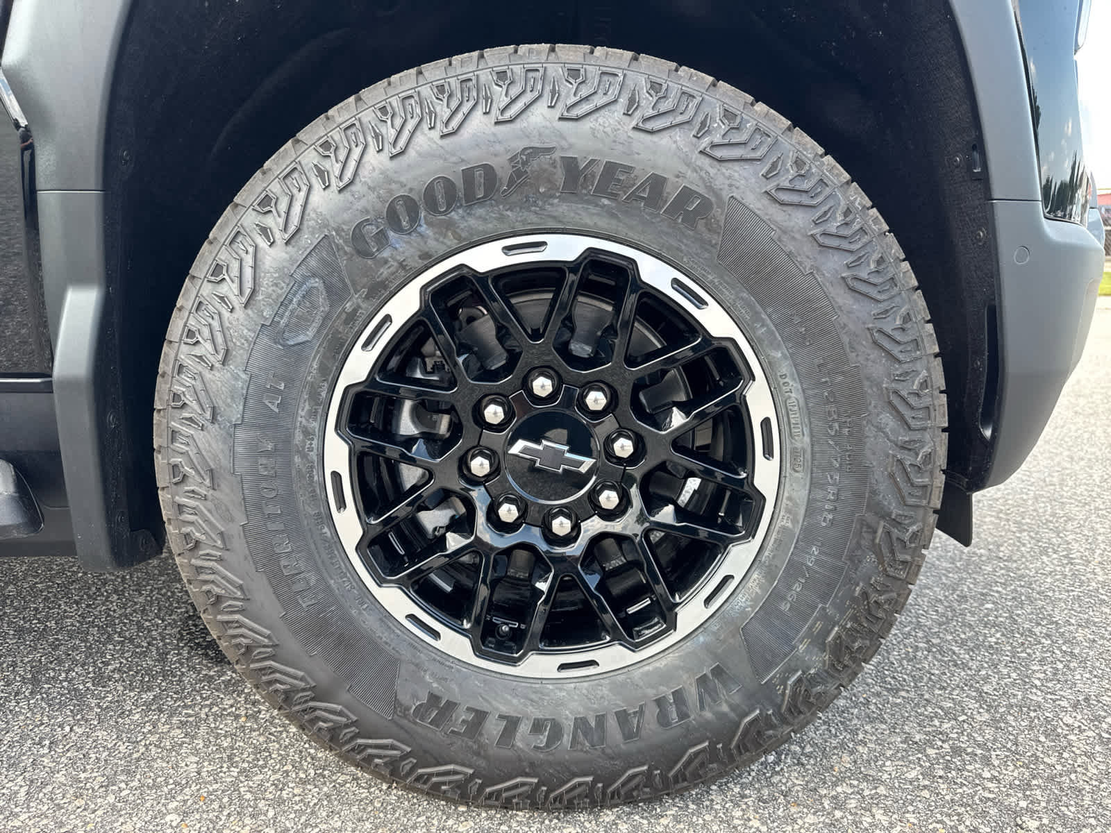 New 2026 Chevrolet Silverado EV Trail Boss w/ Premium Package image 36