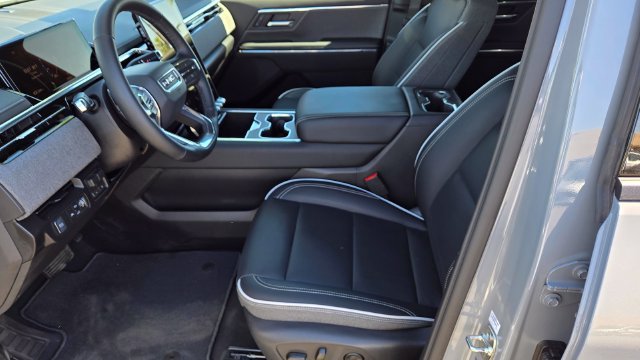 Used 2026 GMC Sierra EV Elevation AWD/4WD image 13