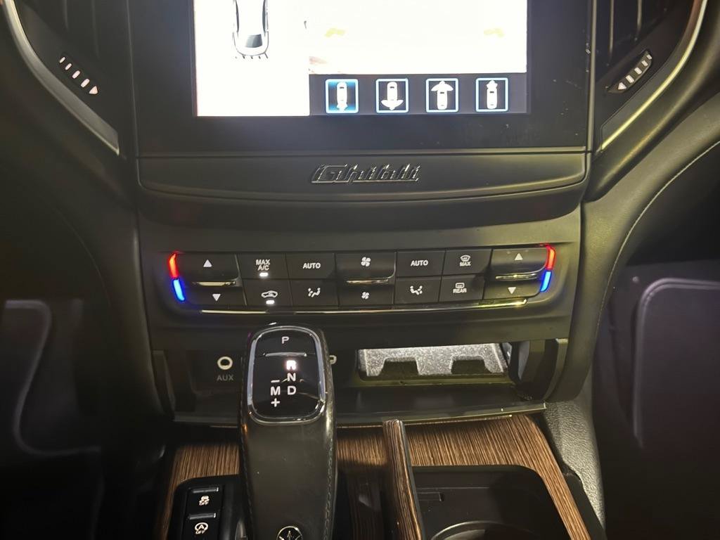 Used 2019 Maserati Ghibli S Q4 AWD/4WD image 17