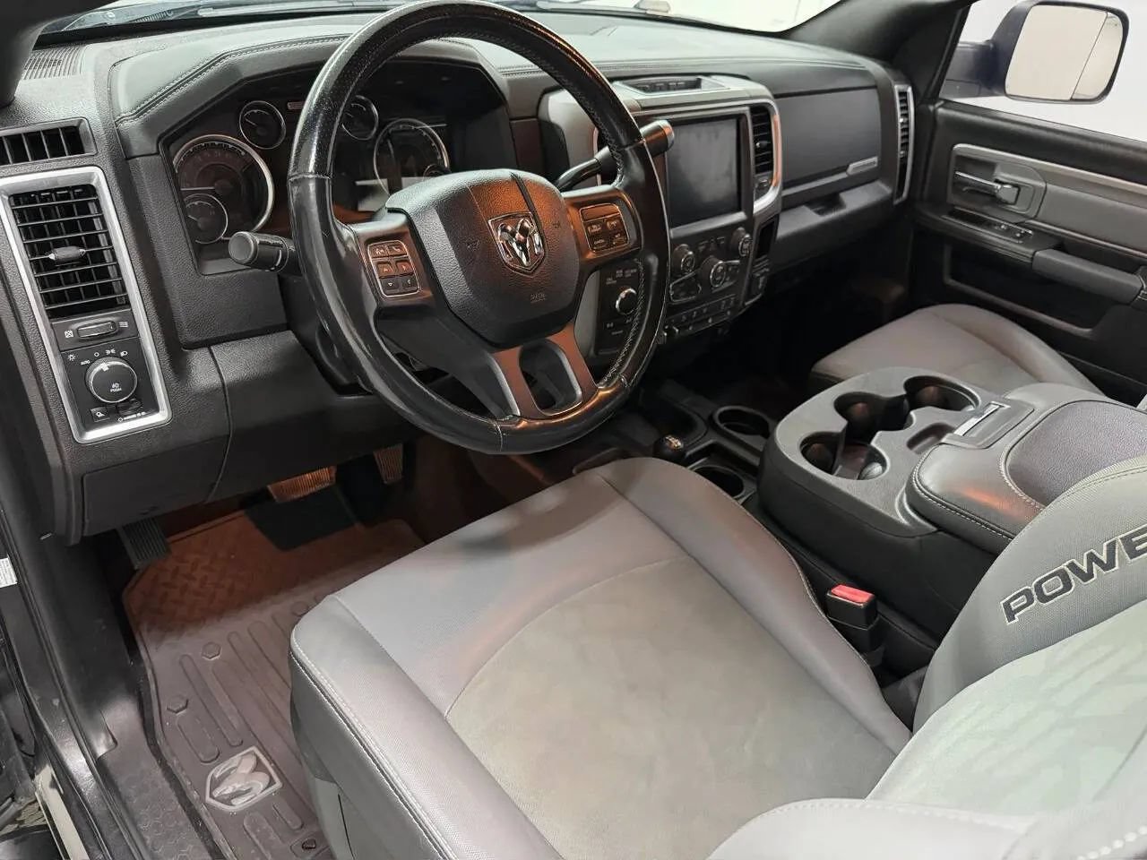 Used 2018 RAM 2500 Power Wagon w/ Luxury Group AWD/4WD image 9