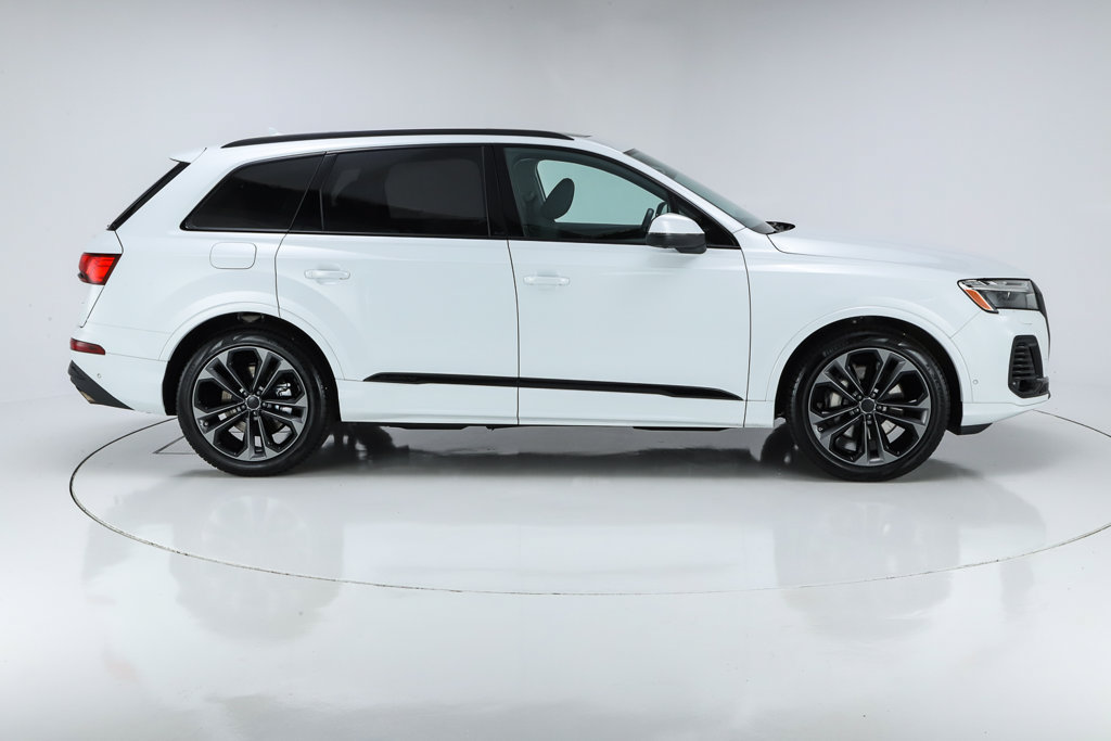 Used 2026 Audi Q7 3.0T Premium Plus w/ Premium Plus Package AWD/4WD image 13