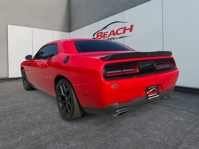 Used 2020 Dodge Challenger R/T w/ Blacktop Package RWD image 11