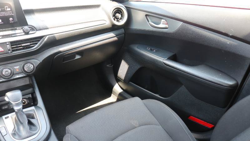 Used 2020 Kia Forte LXS FWD image 18