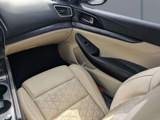 Used 2022 Nissan Maxima Platinum w/ Sport Mat Group FWD image 16