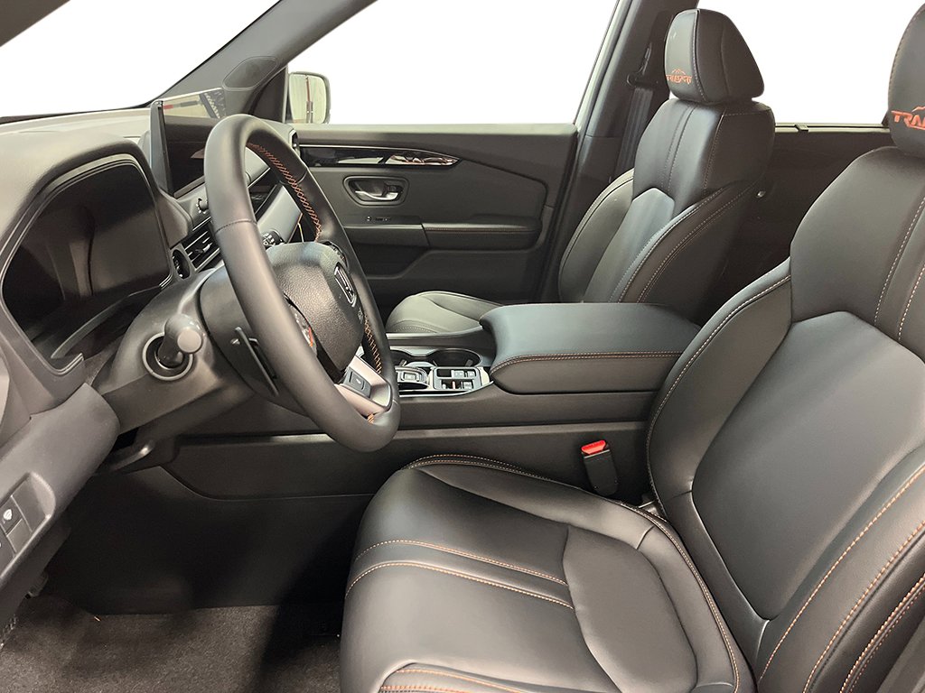 New 2026 Honda Pilot TrailSport image 13