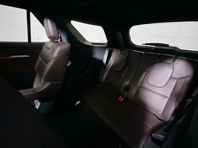 Used 2025 Ford Explorer Platinum w/ LUX Leather Package image 29