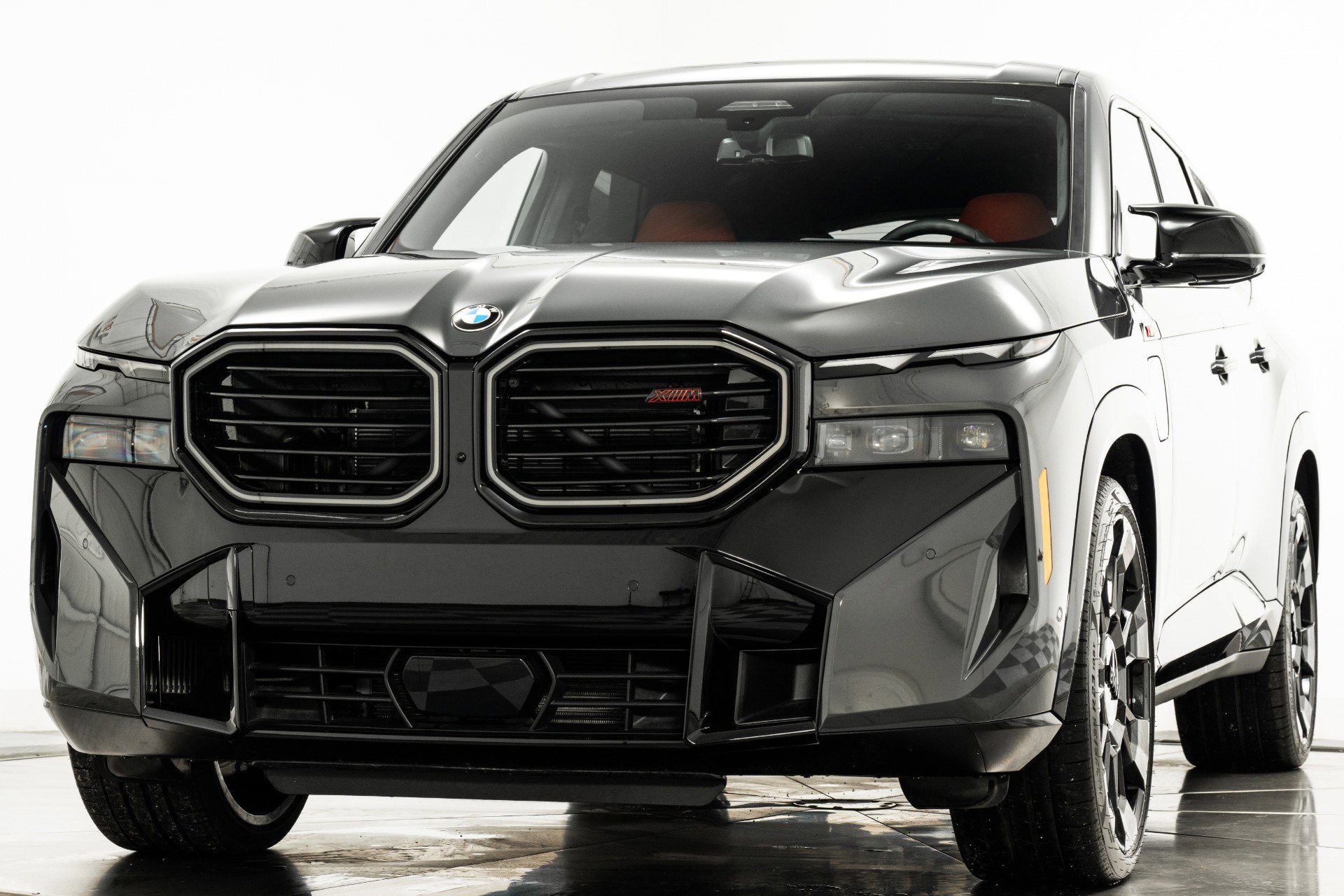 Used 2025 BMW XM Label Red image 5