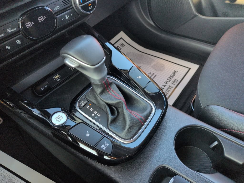 Used 2024 Kia Soul GT-Line w/ GT-Line Technology Package FWD image 24