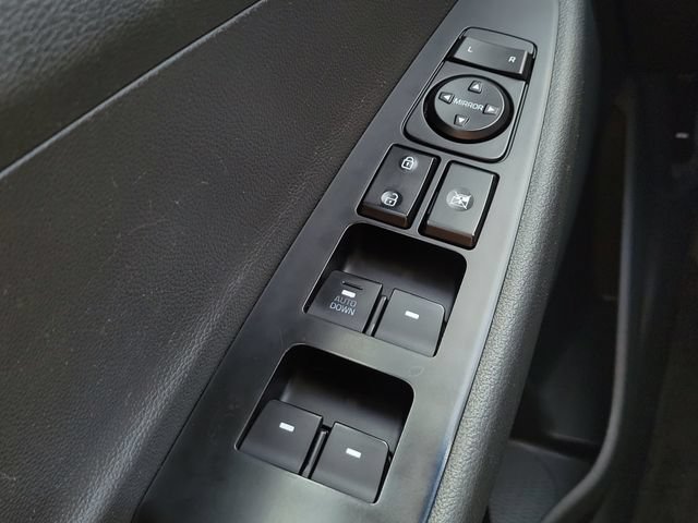 Used 2021 Hyundai Tucson SE FWD image 20