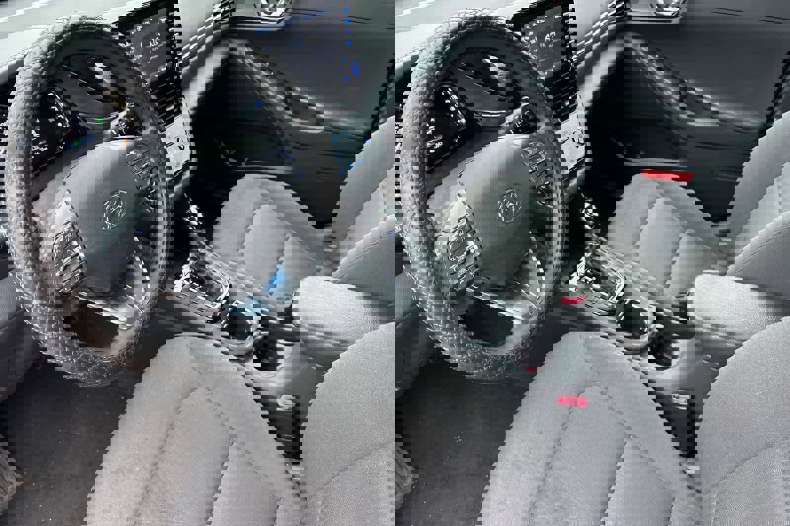 Used 2020 Hyundai Ioniq Blue image 12