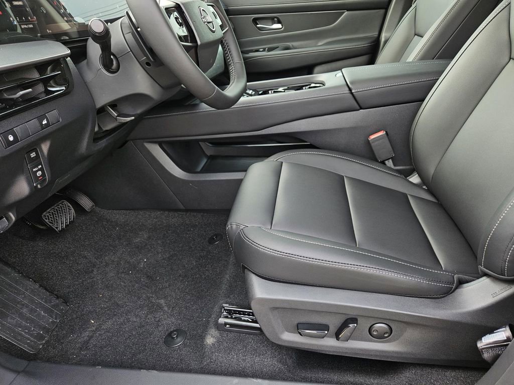 New 2025 Nissan Murano SV image 14