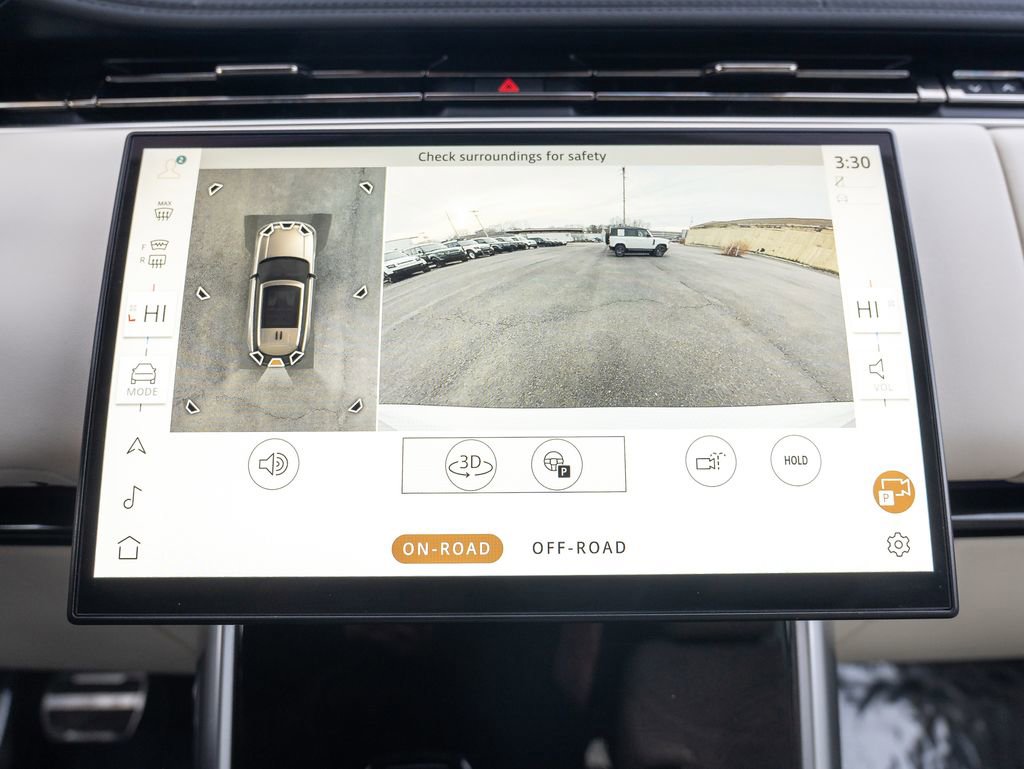 Certified 2025 Land Rover Range Rover SE image 30