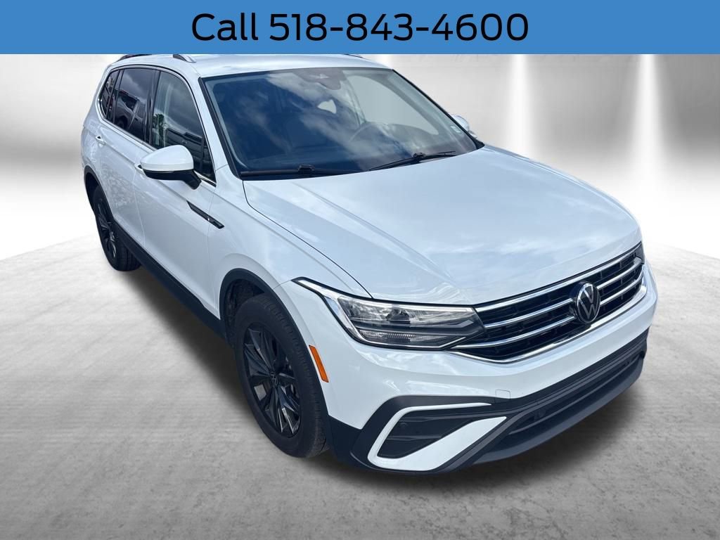 Used 2024 Volkswagen Tiguan SE